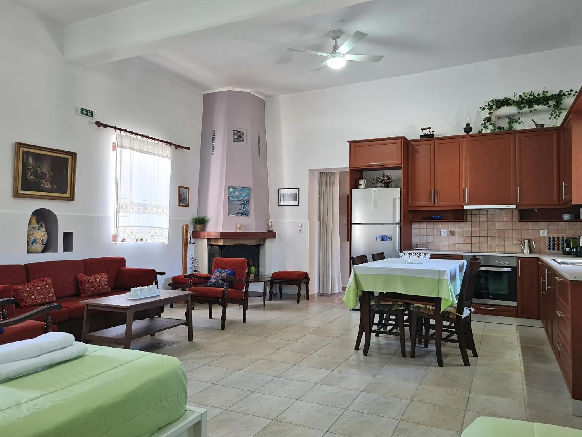 Enastron Vacation House Kíssamos Eksteriør bilde